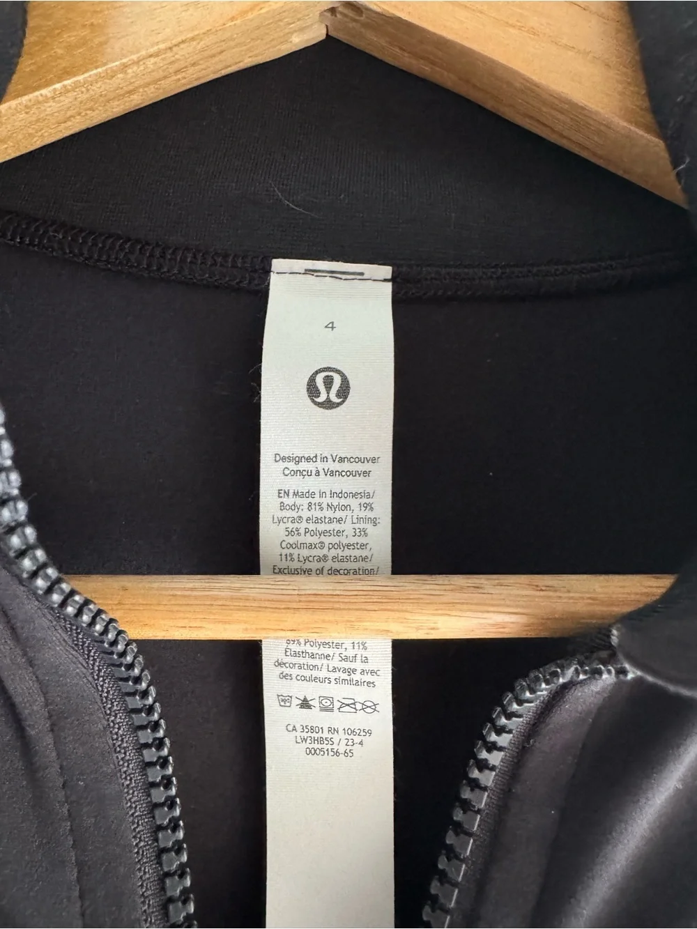 Lululemon Nulu define jacket cropped size 4 like new